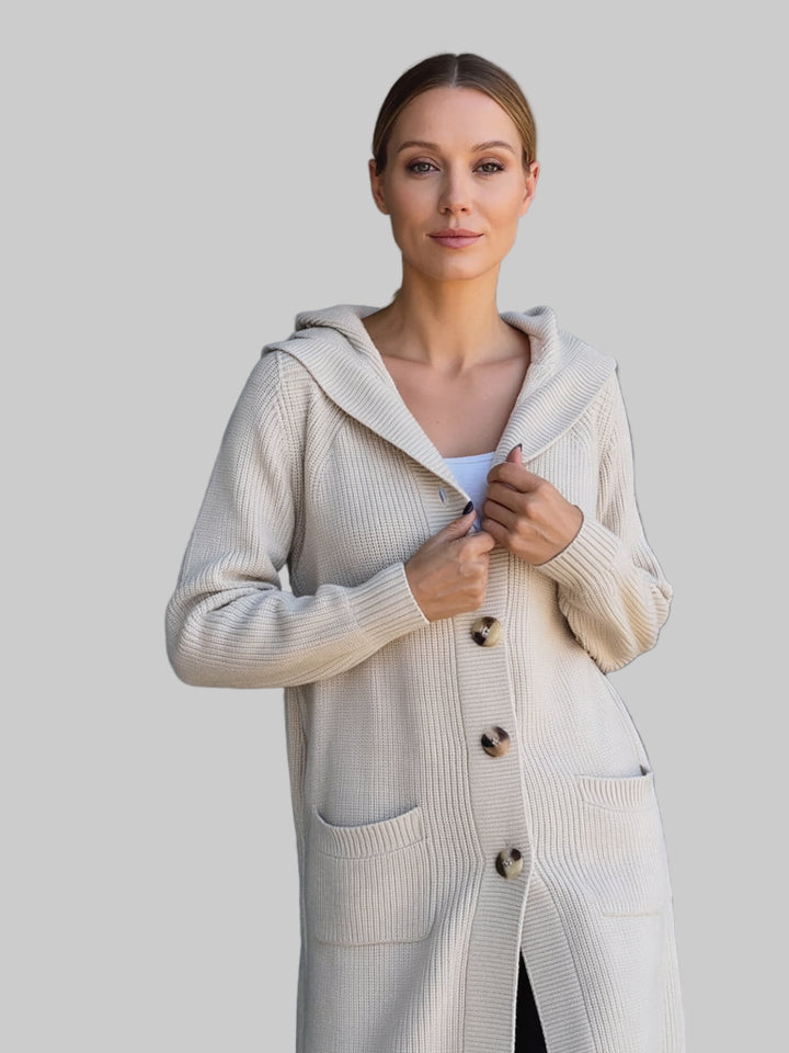 Yasmine – Lang strikket cardigan med hætte