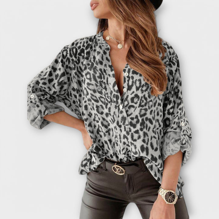 Clara - Moderne Leopard Bluse
