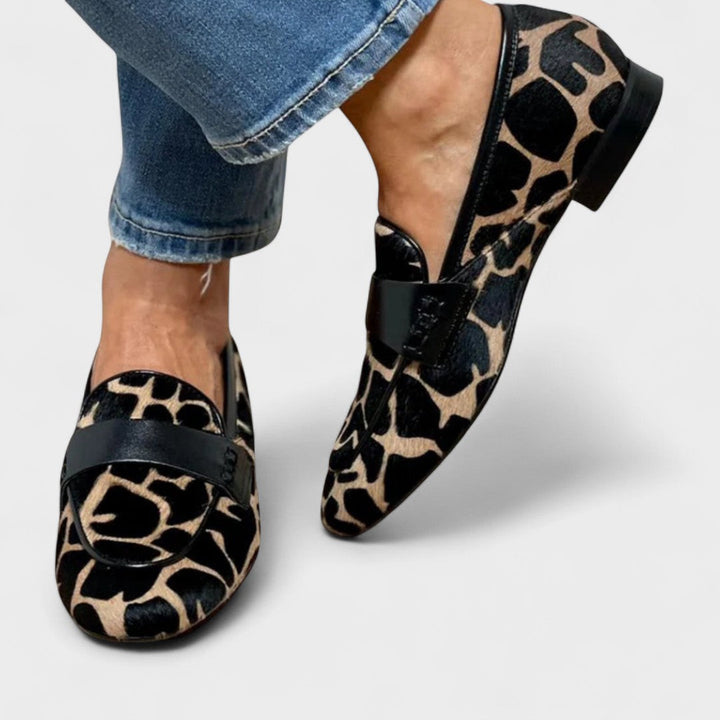 ANNETTE - Loafer med dyreprint