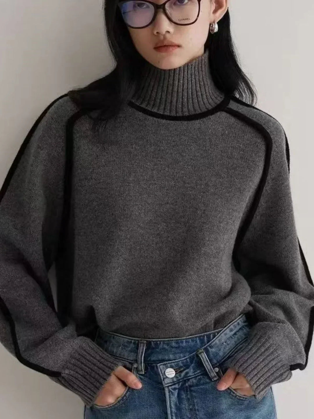 Clara – Elegant Rullekrave Sweater