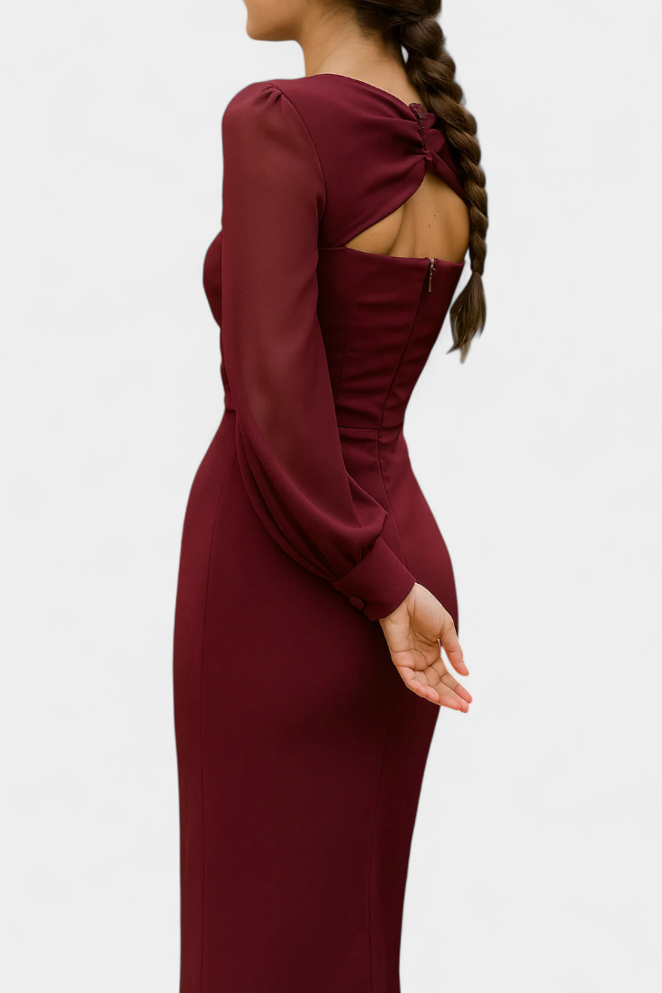 Julissa - Midikjole Bordeaux med Knude Detalje og Åben Ryg