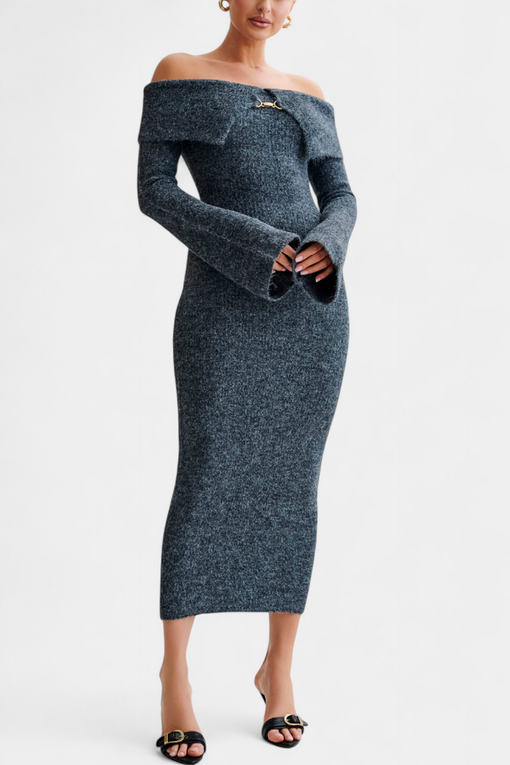 Solsona - Enkelskuldertrøje Fitted Knit Dress