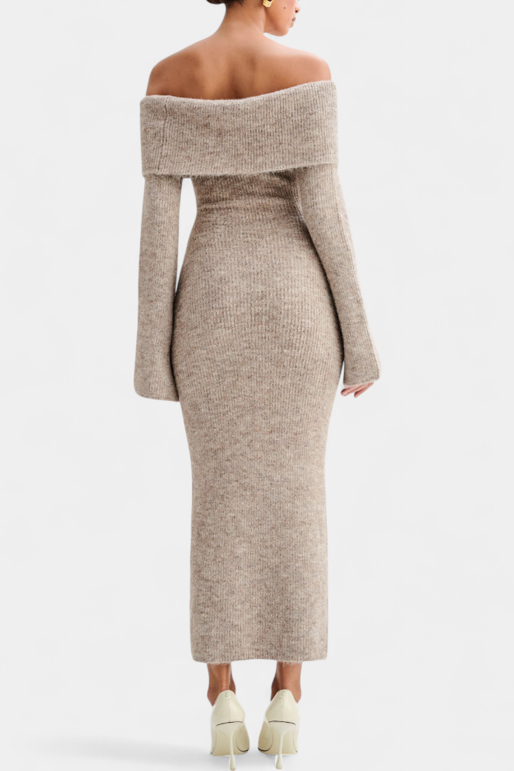 Solsona - Enkelskuldertrøje Fitted Knit Dress