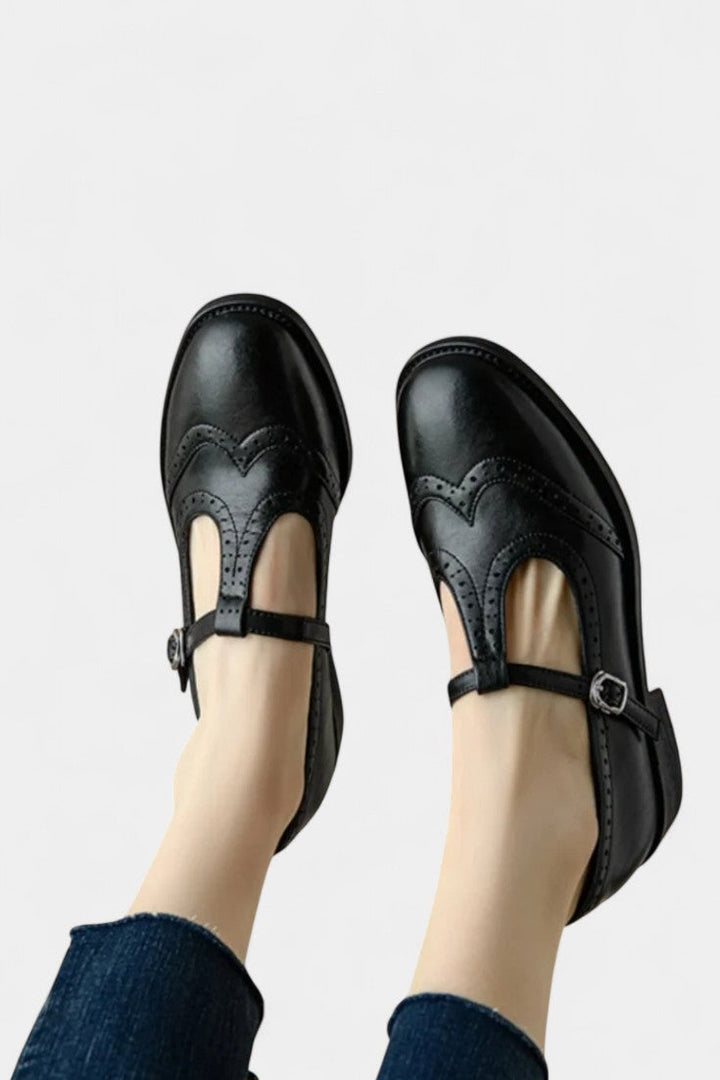 Elegante Mary Janes med T-spænde