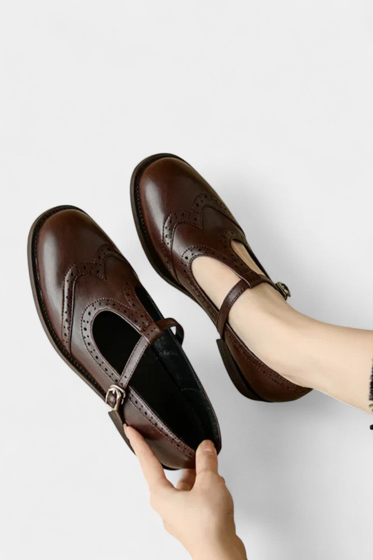 Elegante Mary Janes med T-spænde
