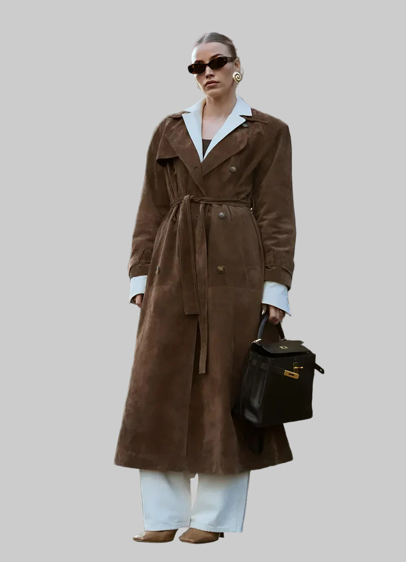 Freja – Tidløs Ruskindstrenchcoat